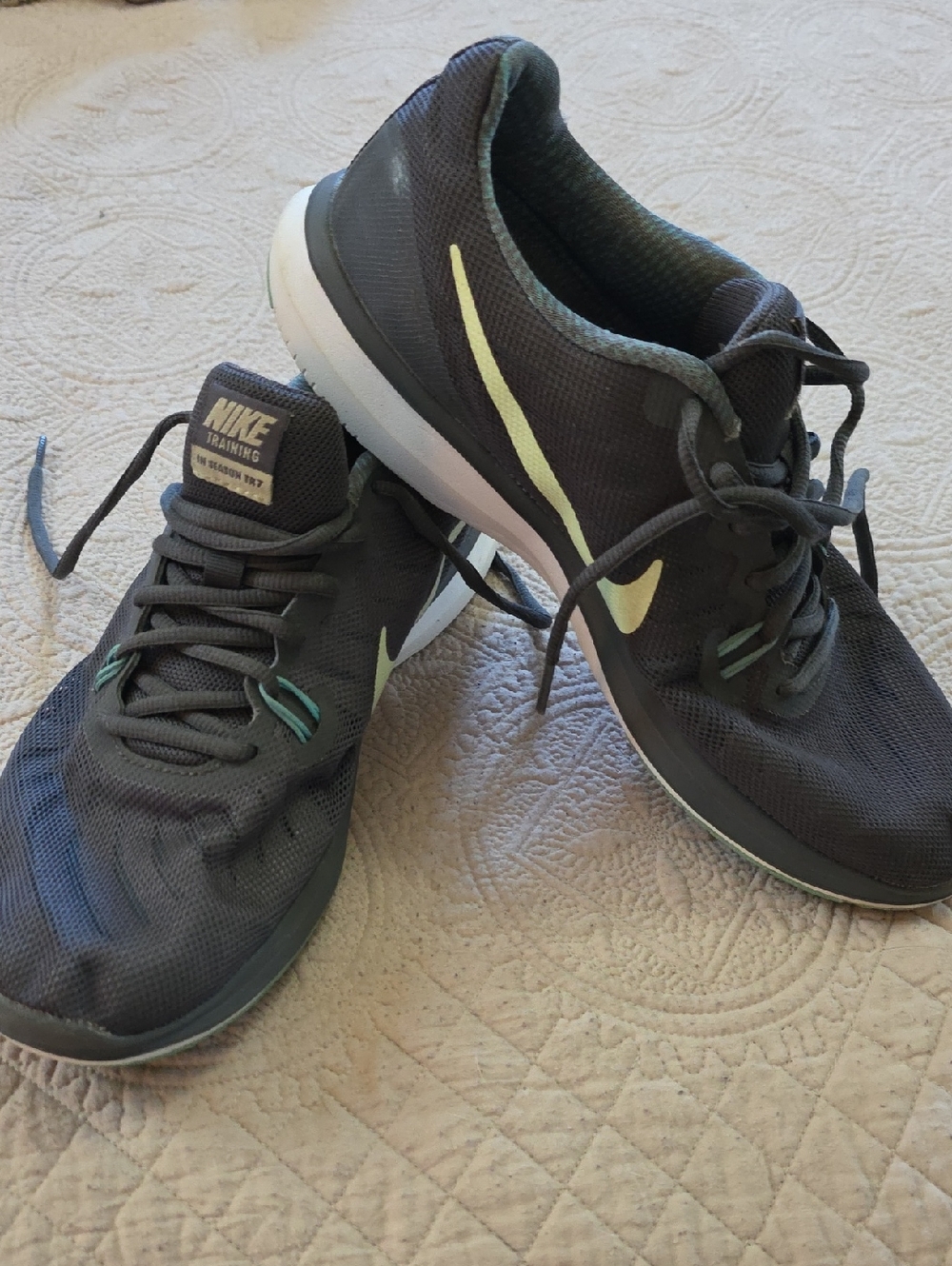 Nike Women's Charcoal Tennis Shoes